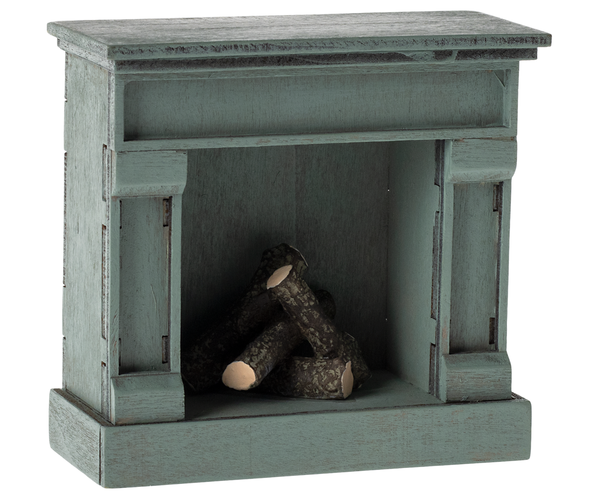 Janie and Jack Fireplace, Mouse - Blue