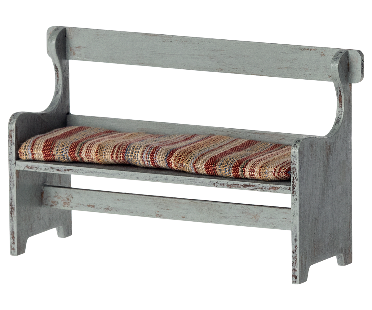 Janie and Jack Bench, Mouse