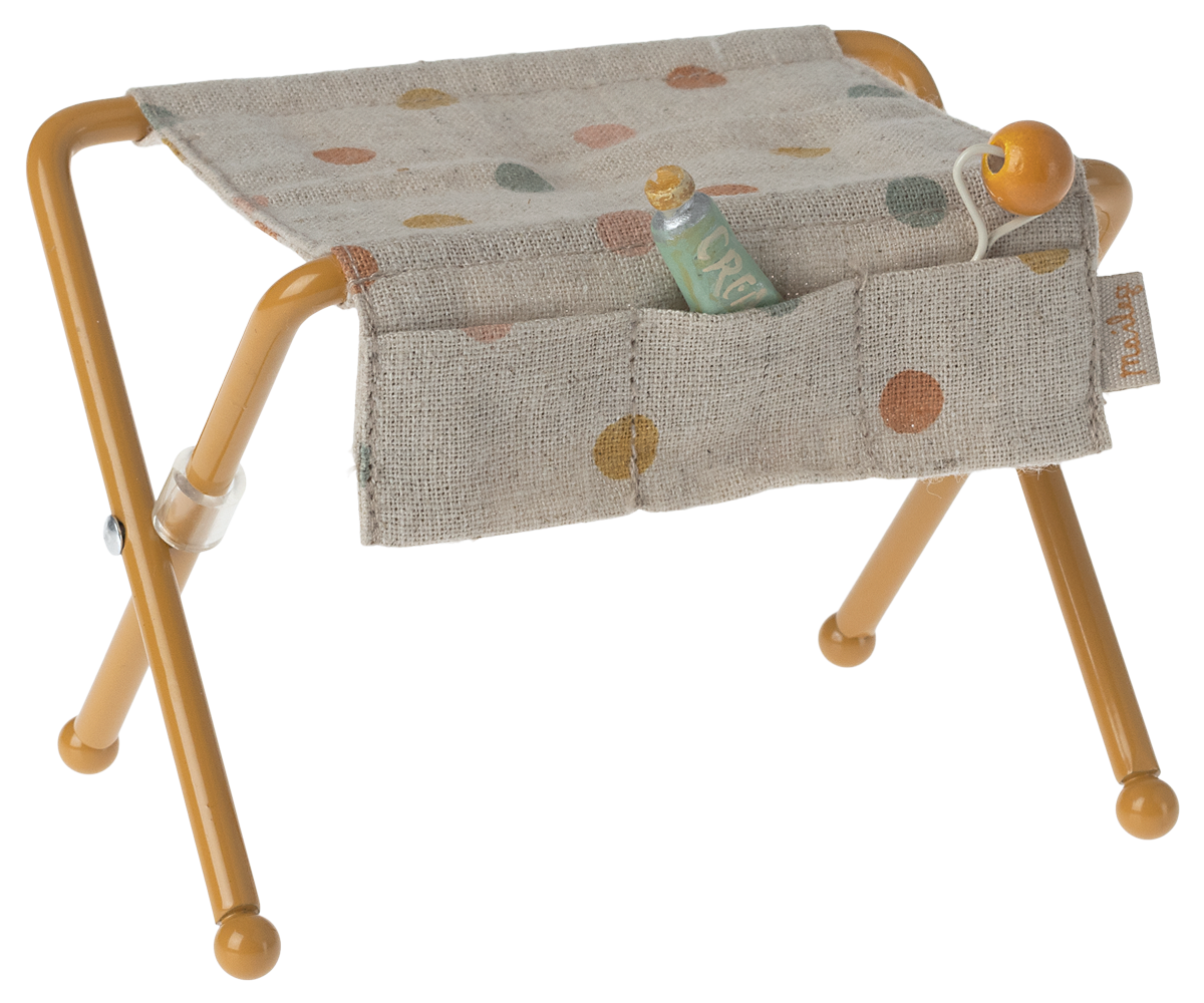 Janie and Jack Nursery Table, Baby Mouse - Ocher