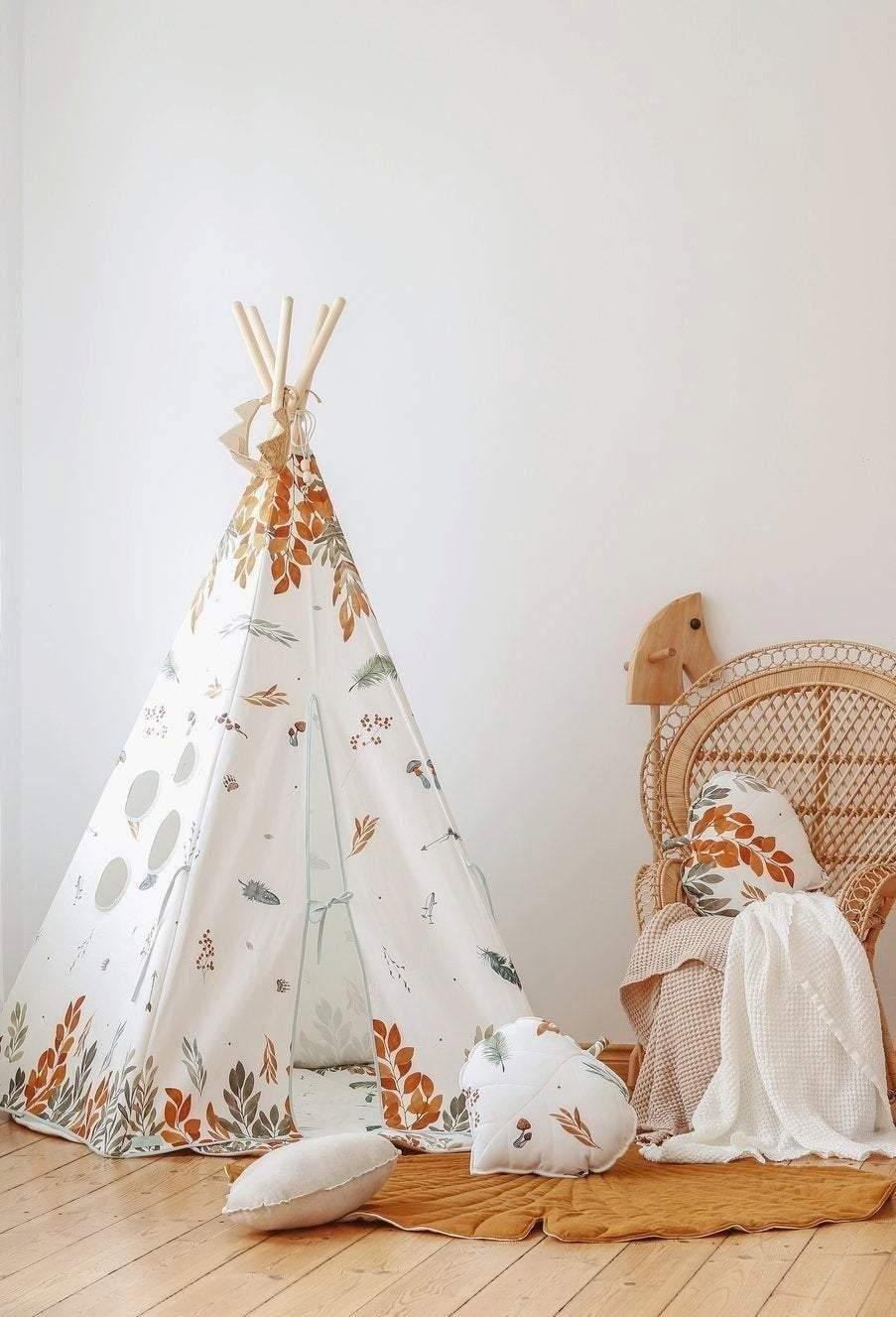 Janie and Jack Forest Friends Teepee and Round Mat Set