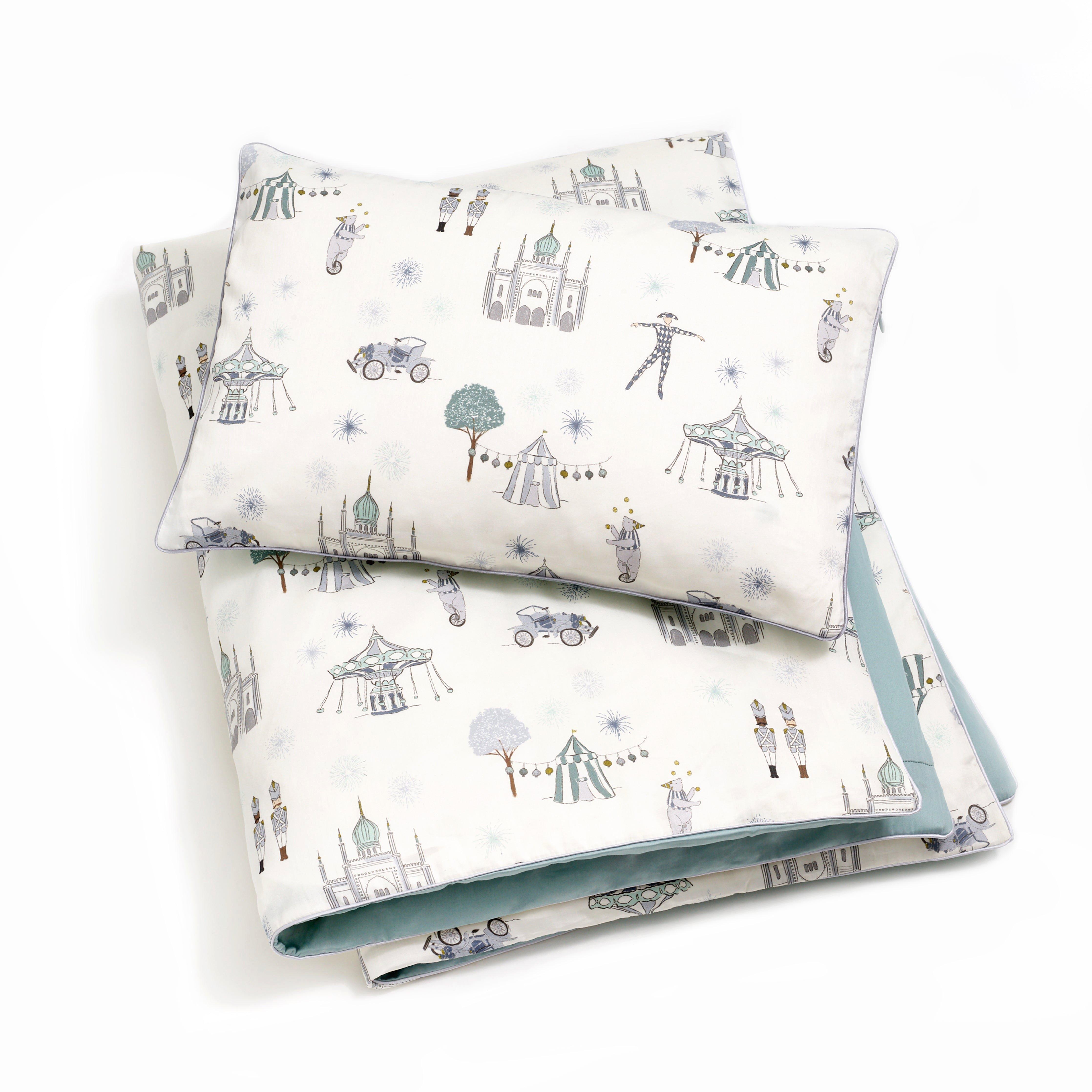Janie and Jack Adventures in Wonderland Toddler Duvet Set - Aqua